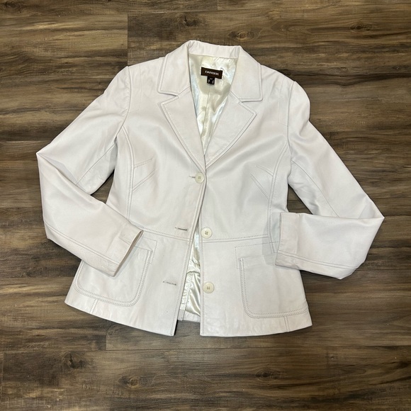 Danier White Leather Blazer - Picture 2 of 7